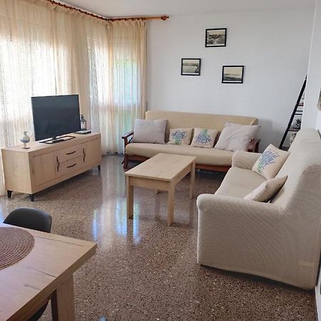 Апартаменты Apartament Edifici Simbat A 150M De La Platja Паламос Экстерьер фото